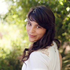 Meet your Posher, Raquel